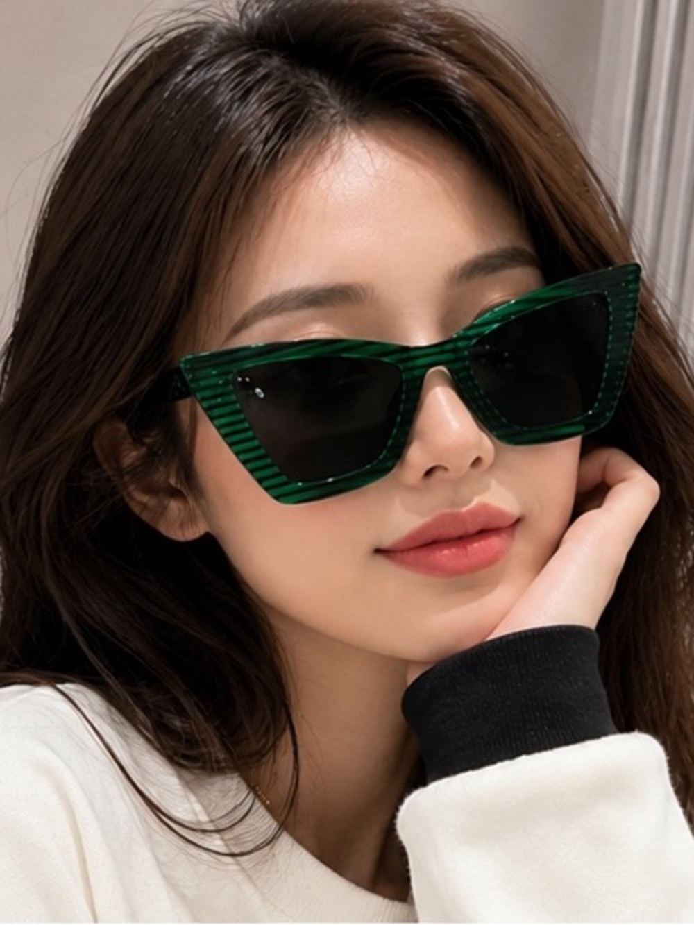 💚 Green Stripped Cat-Eye Sunglasses 💚